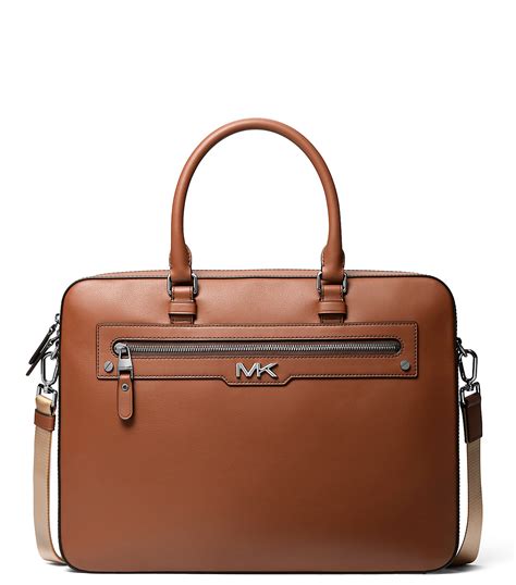 Michael Kors: Portafolio en piel Varick Hombre .